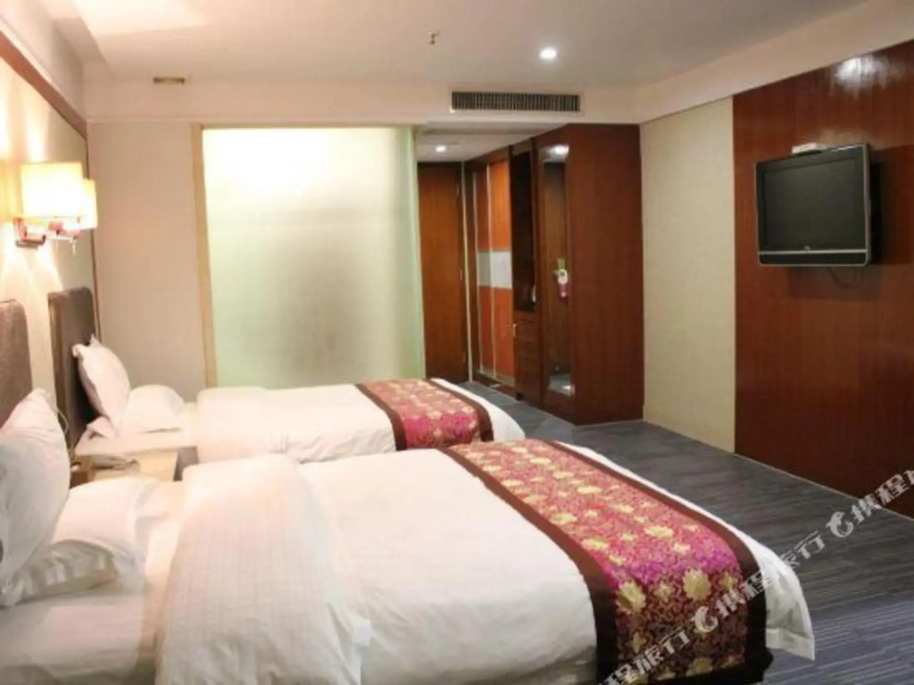 Чжаоцин: Sihui Longcheng Hotel
