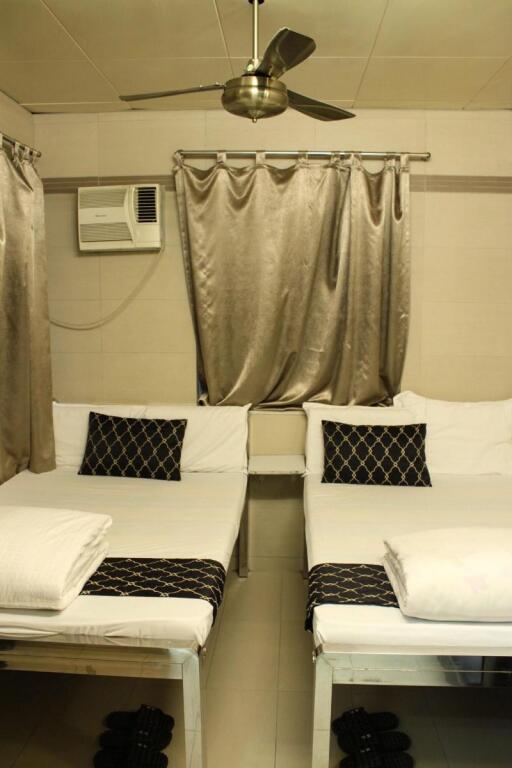 Гонконг: Paris Guest House