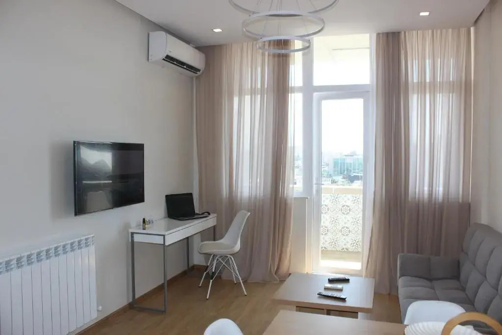 Батуми: Batumi Studio 1