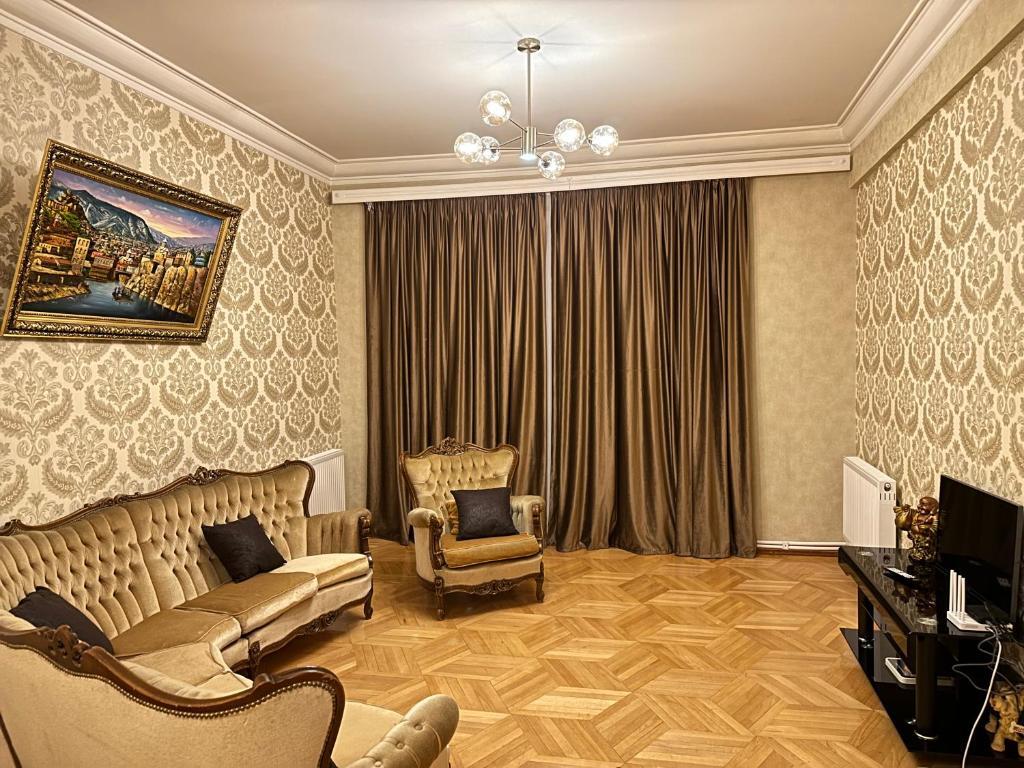 Тбилиси: 4 Room Suite Apartment Ln Tbilisi City