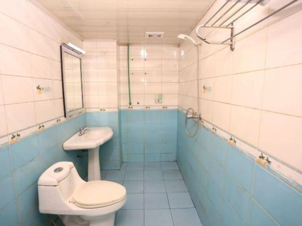 carousel image 4