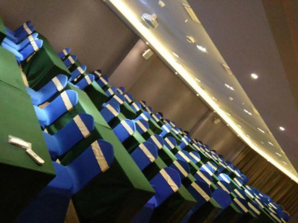 Чжэнчжоу: Shangkeyou Hotel (Zhengzhou east railway station Kangping Road)