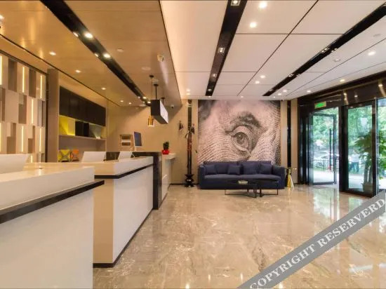Чанша: Yishang Hotel(Changsha Wuyi Square Railway Station Subway Station Store)