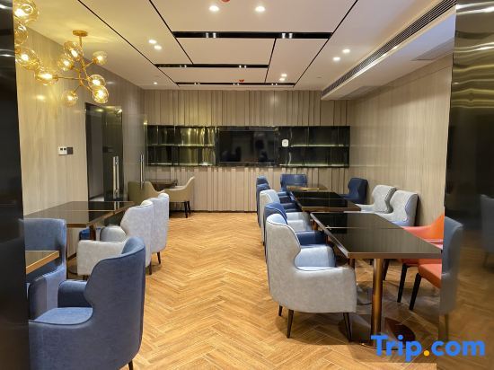Чанша: Yishang Hotel(Changsha Wuyi Square Railway Station Subway Station Store)