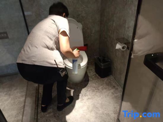 Чжэнчжоу: Dengfeng Rezen Select Hotel