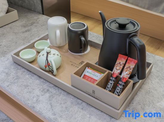 Чжэнчжоу: Dengfeng Rezen Select Hotel
