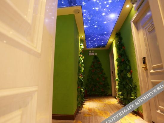 Куньмин: Kunming Mingge Theme Hotel