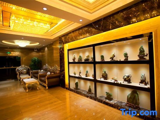 Чжаоцин: Baihua Holiday Hotel