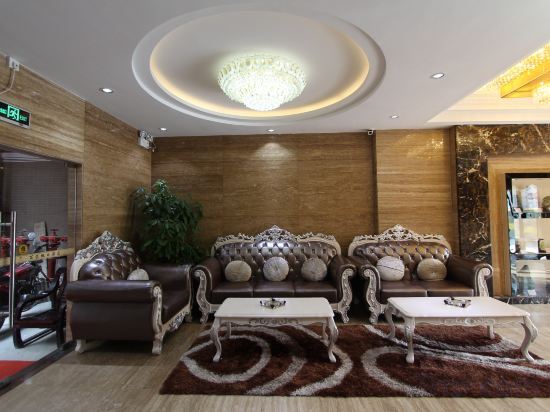 Чжаоцин: Baihua Holiday Hotel
