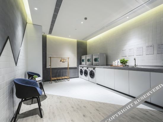 Чжэнчжоу: Yaduo Hotel (Zhenghong City&Huayuan Road)