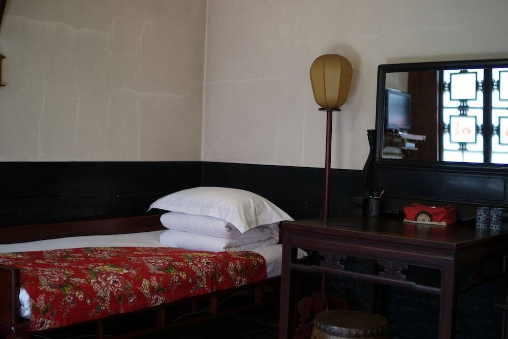 Цзиньчжун: Yide Hotel