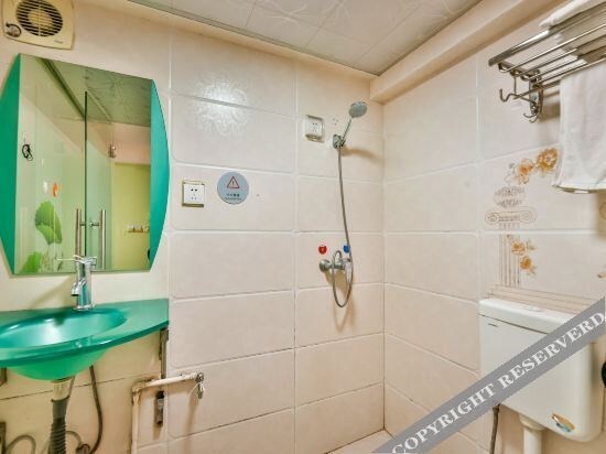 Наньнин: Chenxi Apartment Hotel