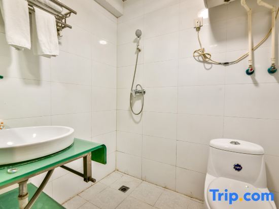 Наньнин: Chenxi Apartment Hotel