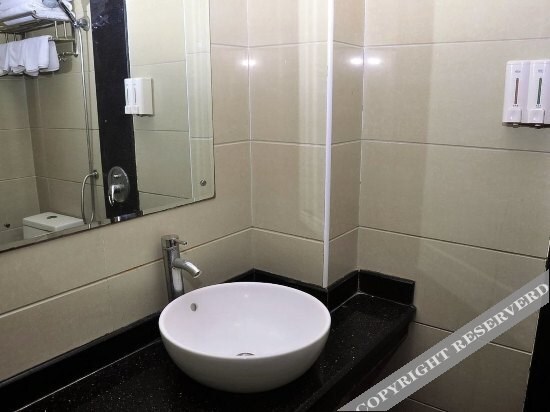Гуанчжоу: Guangtai Hotel