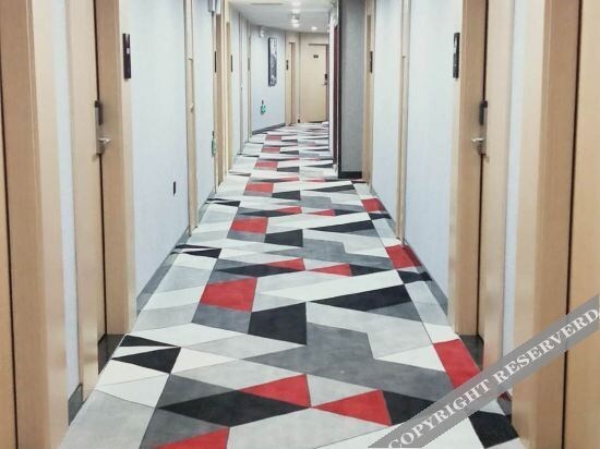 Цзиньюань: Thank Inn Chain Hotel (Fogang Tangsheng Avenue)