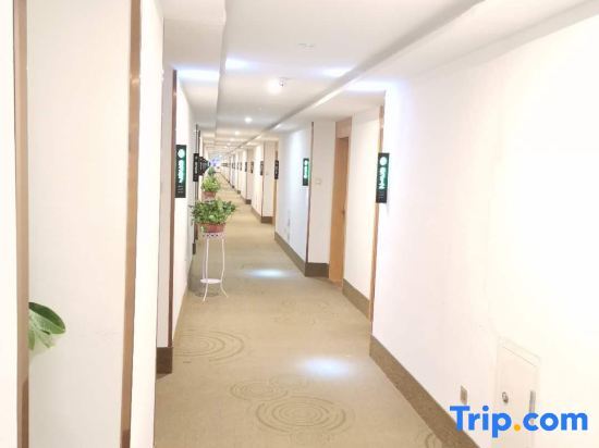 Greenhoutai Express Hotel ( Liaocheng Huitong Logistics Park Store ) — фото 4