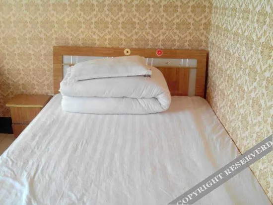 Шаоян: Funing Jindu Hotel