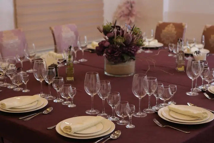 Тюбе: Sarykum Business & Spa Hotel