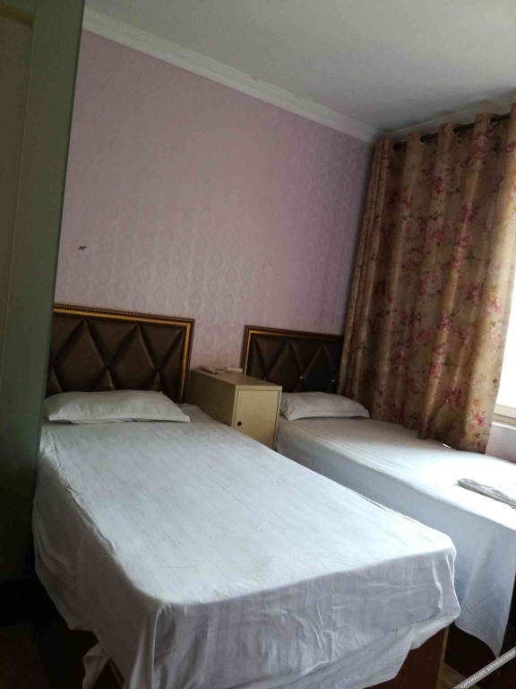 Чунцин: Chongqing Tiantianhongshor Rent Apartment