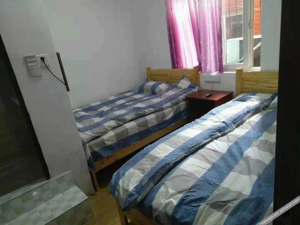 Чунцин: Chongqing Tiantianhongshor Rent Apartment