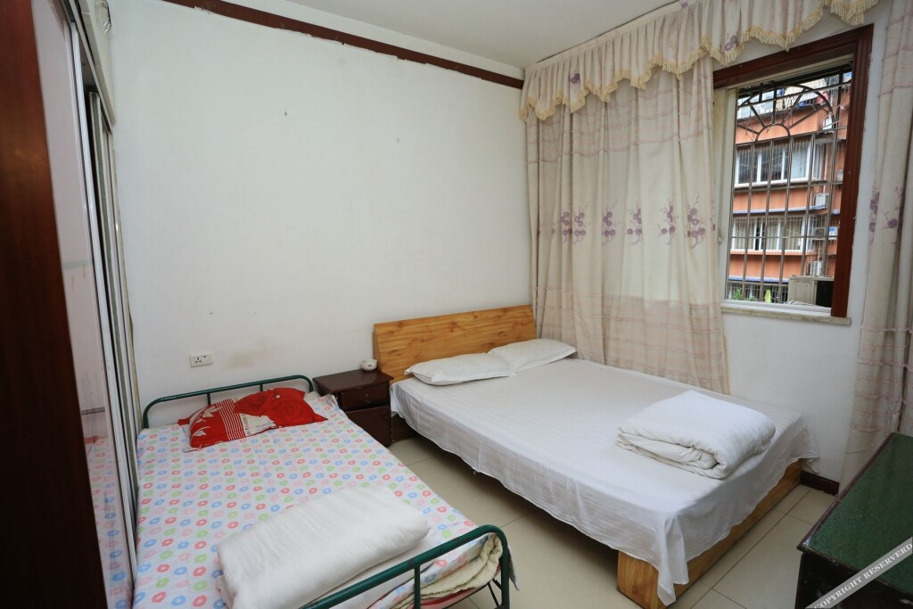 Чунцин: Chongqing Tiantianhongshor Rent Apartment