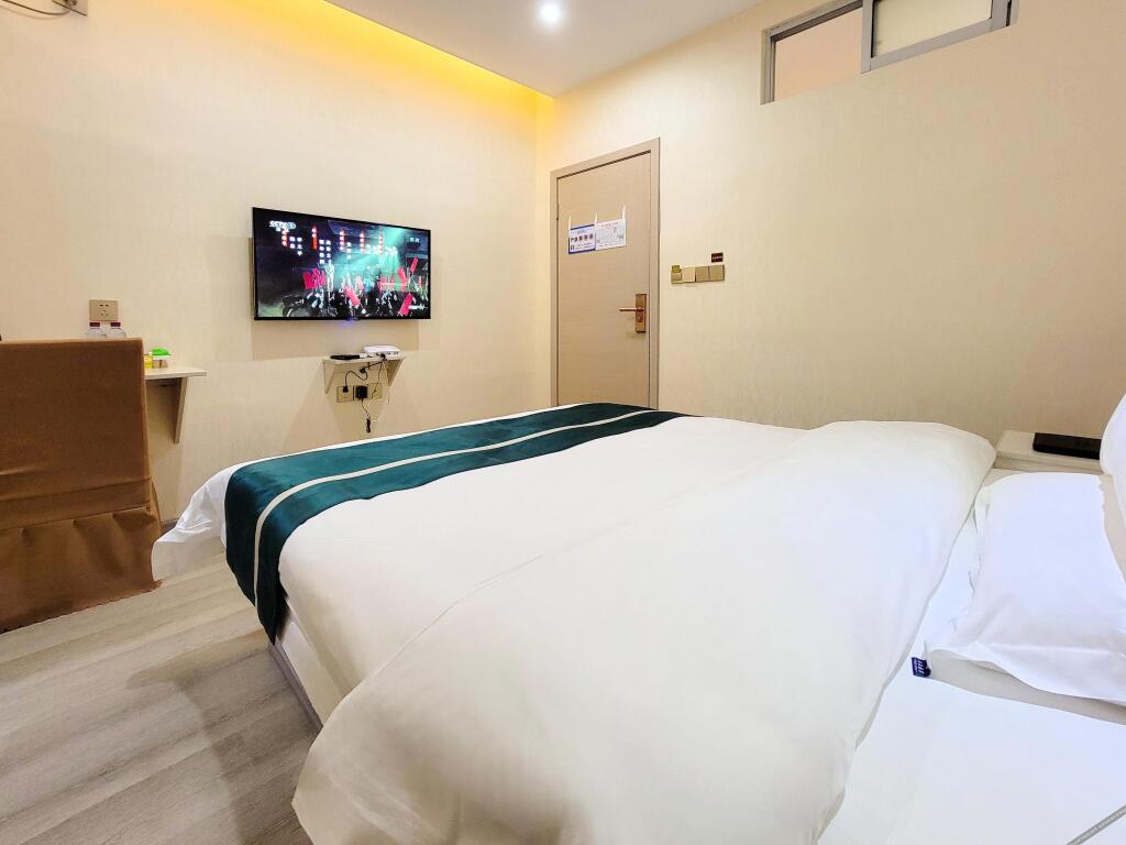 Ибинь: Beixin Hotel