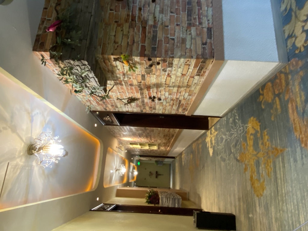 Хуаншань: 花筑·黄山唯安雅居民宿(高铁北站店)
