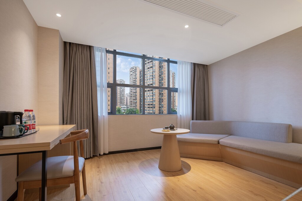 Ибинь: Shiyue Hotel (Gaoxian Fortune Center Store)
