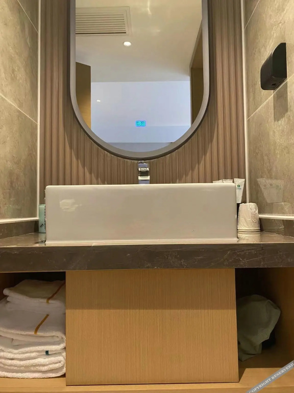 Хойчжоу: City Comfort Inn Huizhou College Ganghui Jinshan Lake