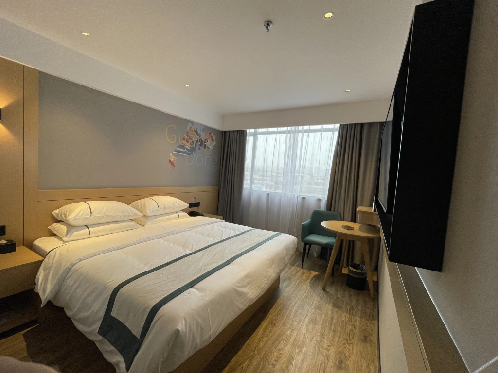Хойчжоу: City Comfort Inn Huizhou College Ganghui Jinshan Lake