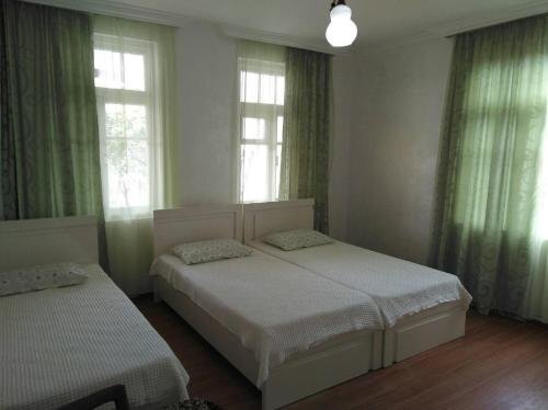 Батуми: Avto House