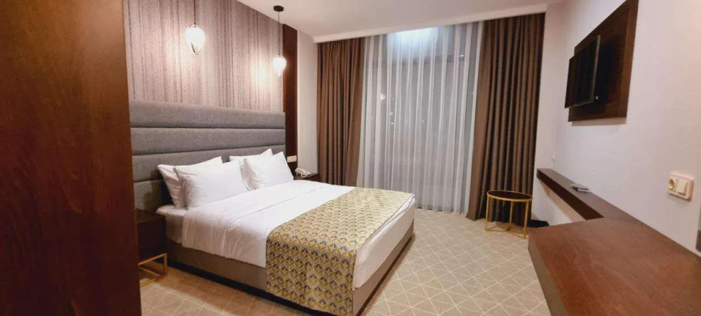 Батуми: Hotel Salvador