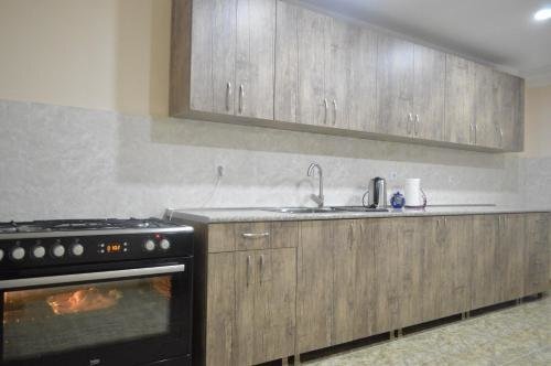 Степанцминда: Guest House Qubi