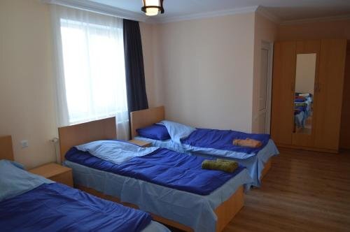 Степанцминда: Guest House Qubi