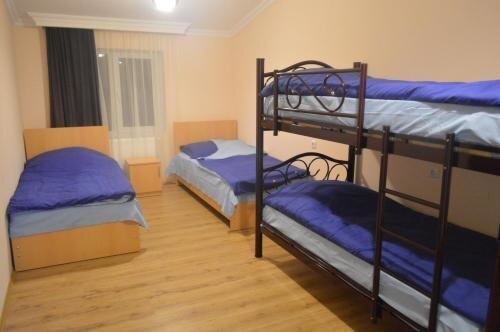 Степанцминда: Guest House Qubi