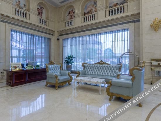 Шанграо: Vienna International Hotel (Yushan Sanqing Square)