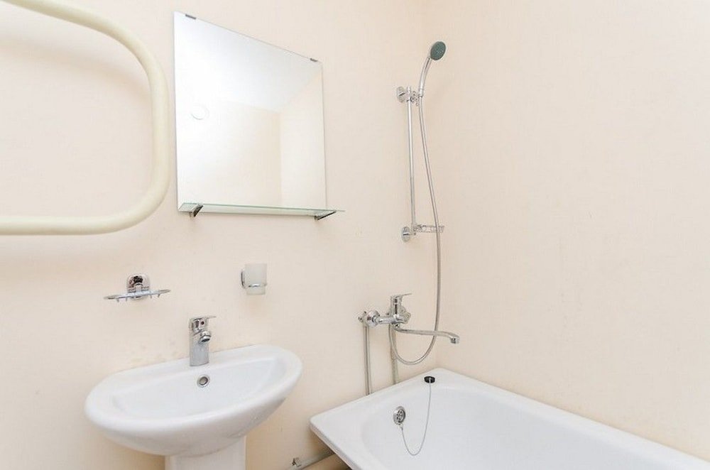 Нижний Новгород: Apartments on Karla Marksa 49