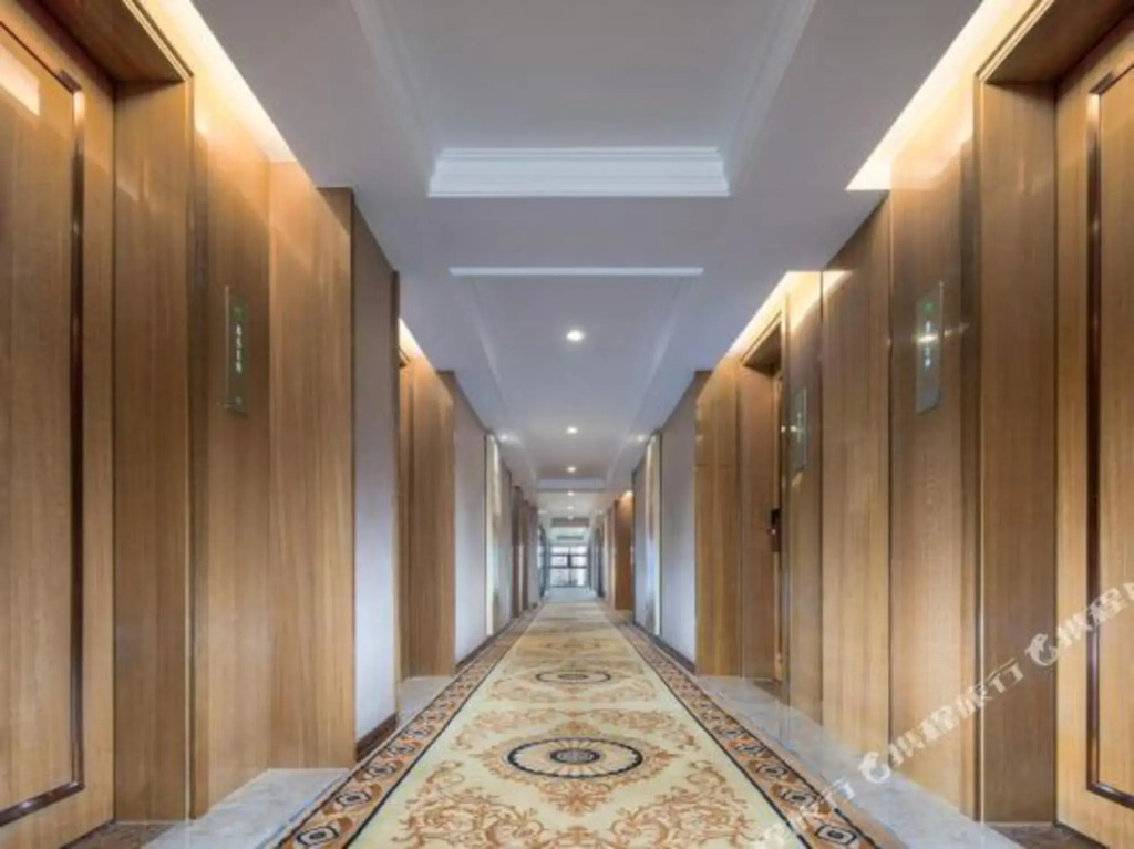 Чанша: Vienna Hotel (Changsha Kaifu District Zhengfu Metro Station)