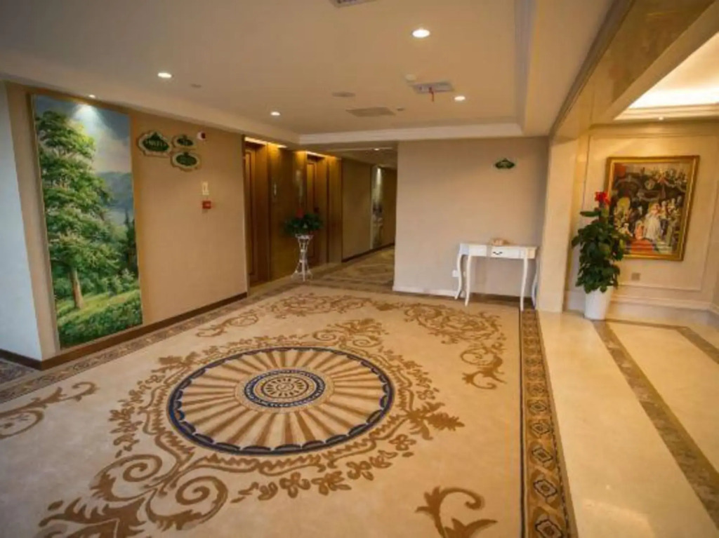 Чанша: Vienna Hotel (Changsha Kaifu District Zhengfu Metro Station)