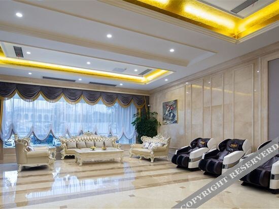 Чанша: Sun  international  Hotel (Changsha Gaoling )