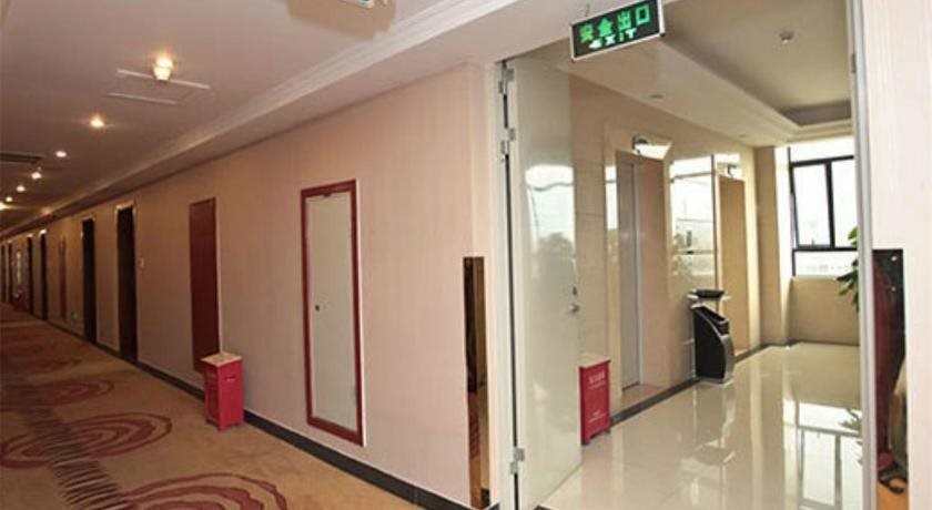 Чанша: Vienna International Hotel Changsha Ziwei Road