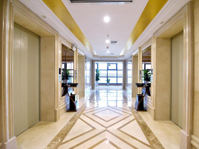 Чанша: Vienna International Hotel Changsha Ziwei Road