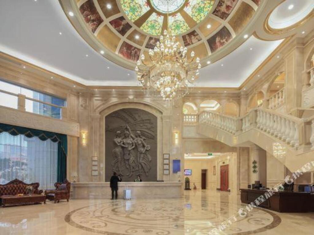 Чаоху: Vienna Hotel (Hanshan Rainbow Bridge)
