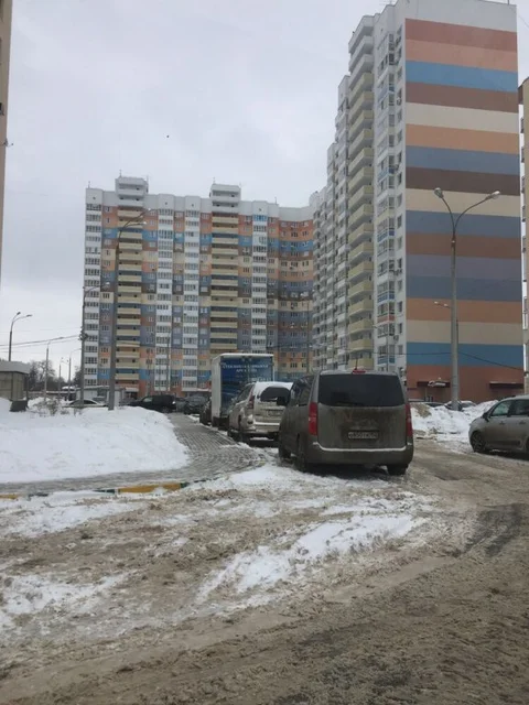 Нижний Новгород: Апартаменты на ул. Краснозвездной 35-5