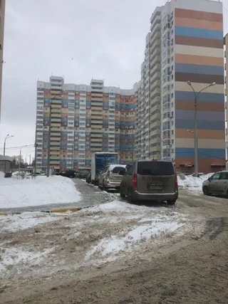 Нижний Новгород: Апартаменты на ул. Краснозвездной 35-5