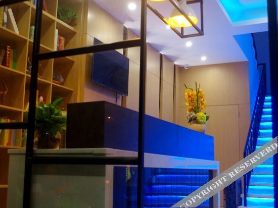 Ханчжоу: Hangzhou Jiuqi Hotel West Lake Music Fountain Shop