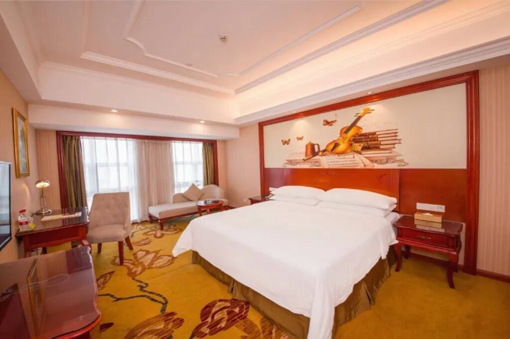 Фошань: Vienna International Hotel (Foshan Gaoming Xinheng Plaza)