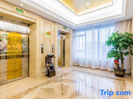 Фошань: Vienna International Hotel Guangdong Foshan  Shishan Nanhai Sports Center