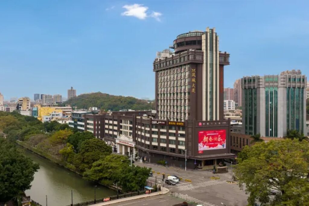 Фошань: Vienna International Hotel (Foshan Shunde Fengcheng)