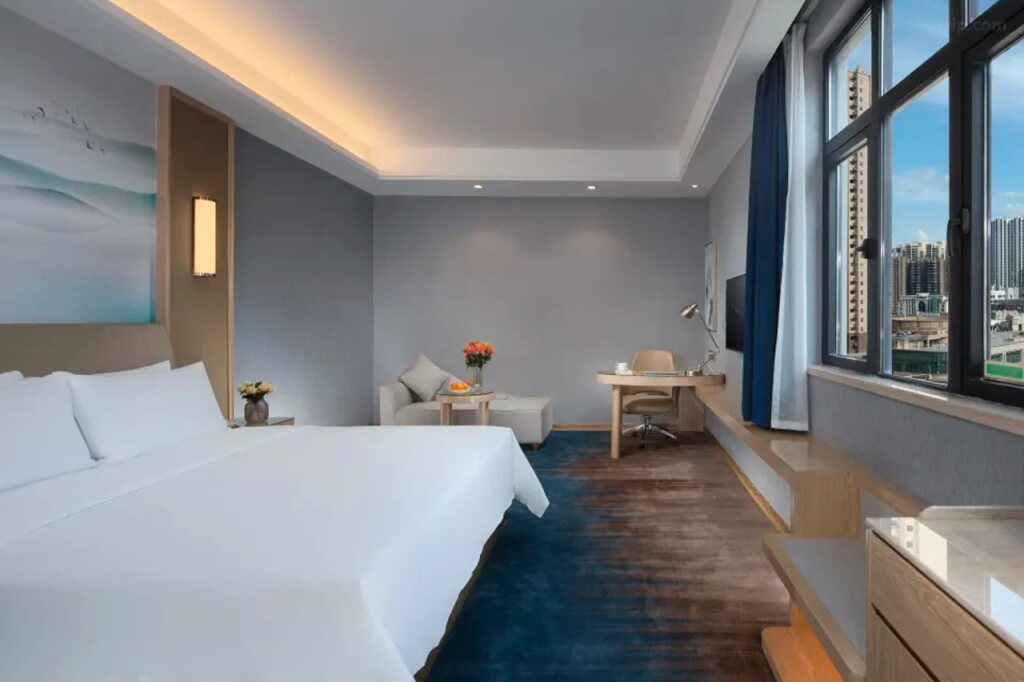Фошань: Vienna Hotel Guangdong Foshan Sanshui Forest Park